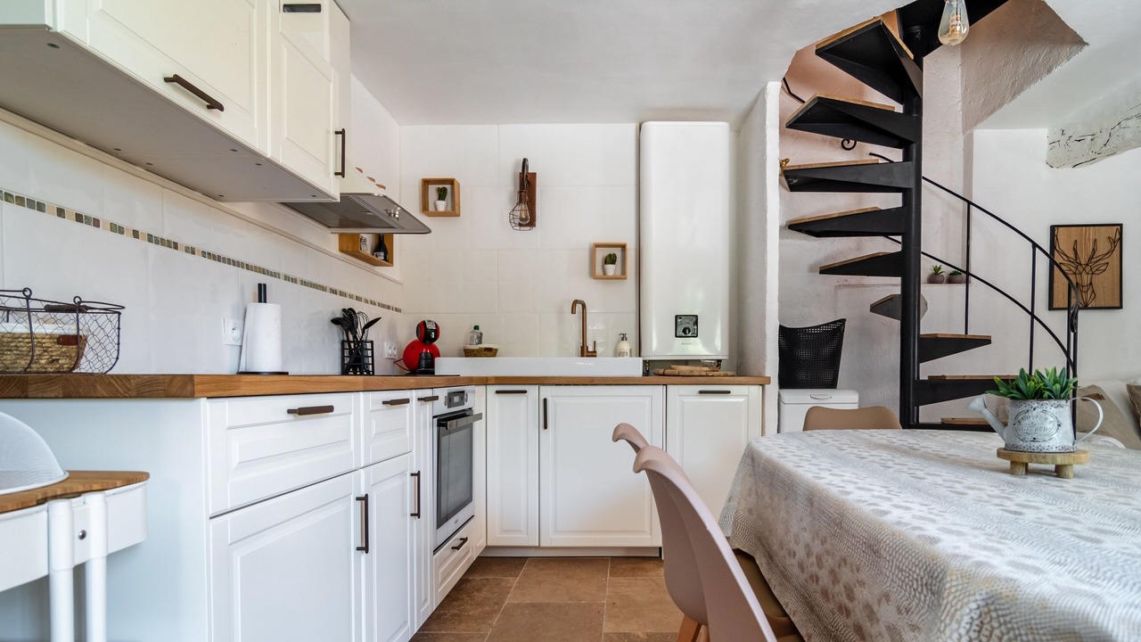 Photo of Kitchen in Fox-Amphoux