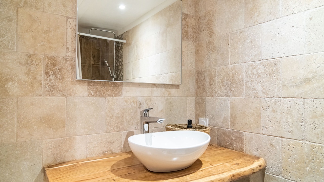 Photo of Bathroom in Fox-Amphoux