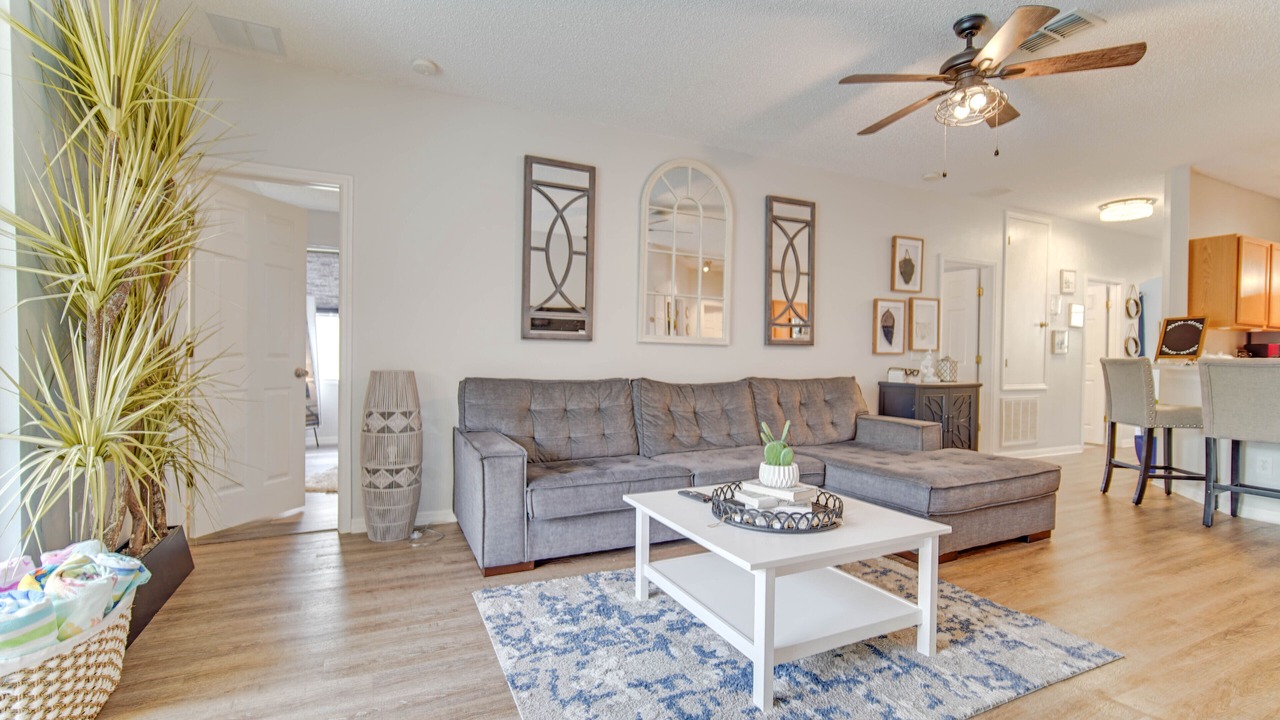 Photo of Livingroom in Sunset Ridge