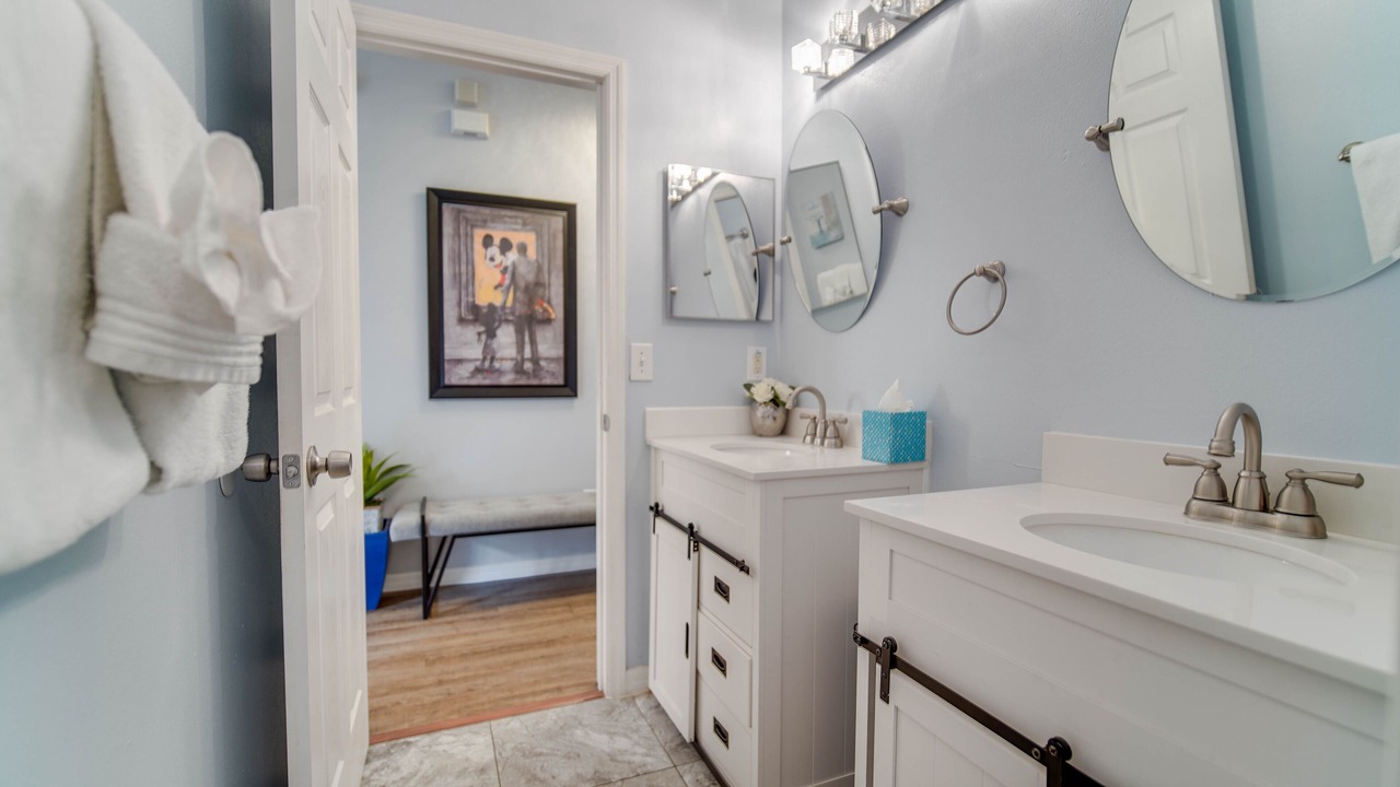 Photo of Bathroom in Sunset Ridge