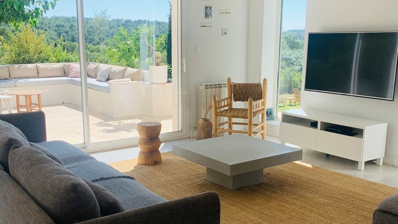 Photo of Livingroom in Chateauneuf-le-Rouge