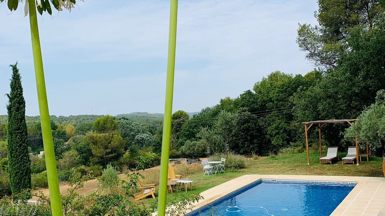 Photo of Outdoor in Chateauneuf-le-Rouge