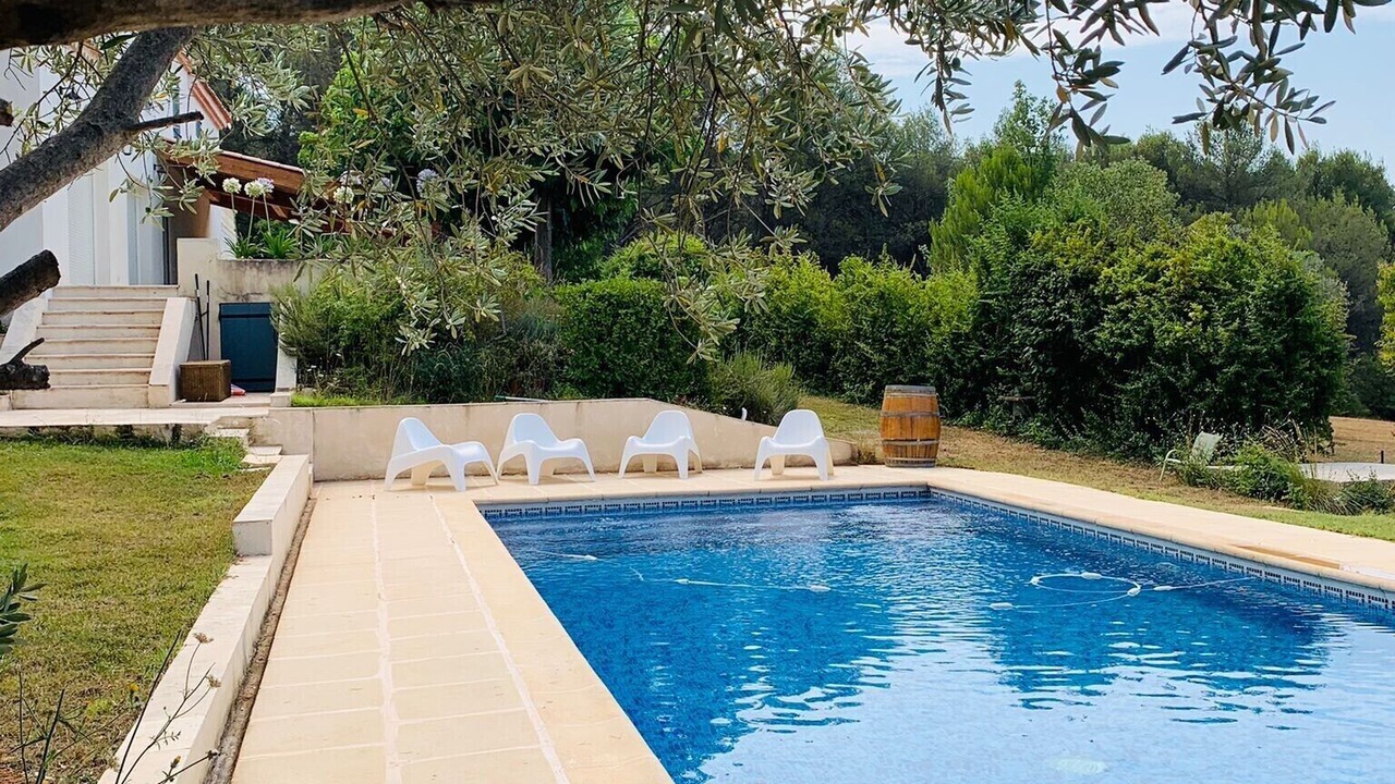 Photo of Outdoor in Chateauneuf-le-Rouge