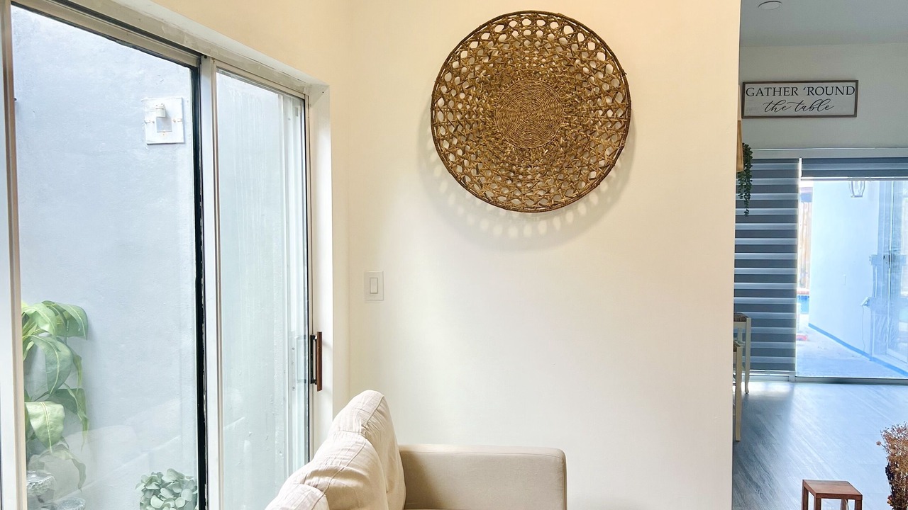 Photo of Livingroom in Richmond West