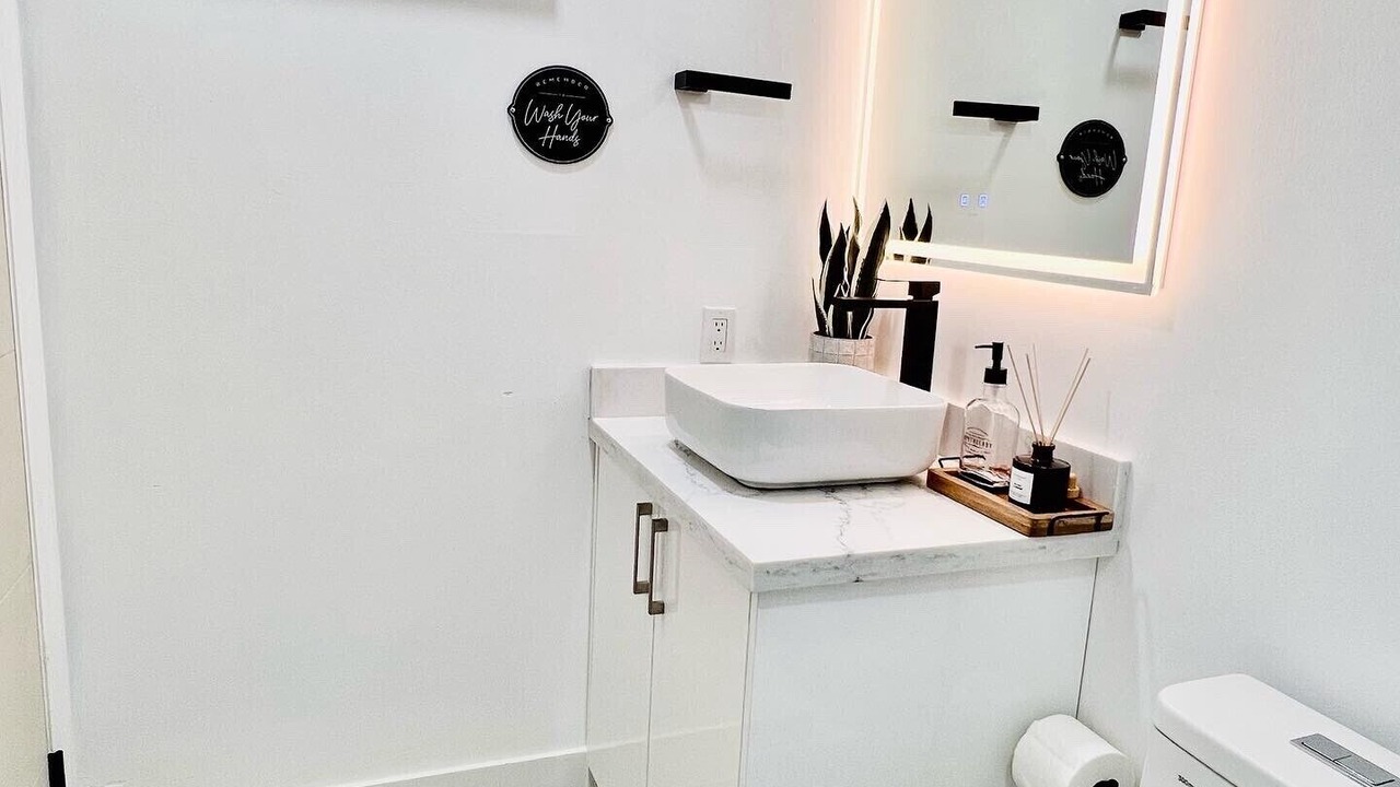 Photo of Bathroom in Richmond West