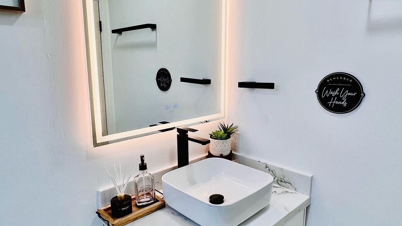 Photo of Bathroom in Richmond West