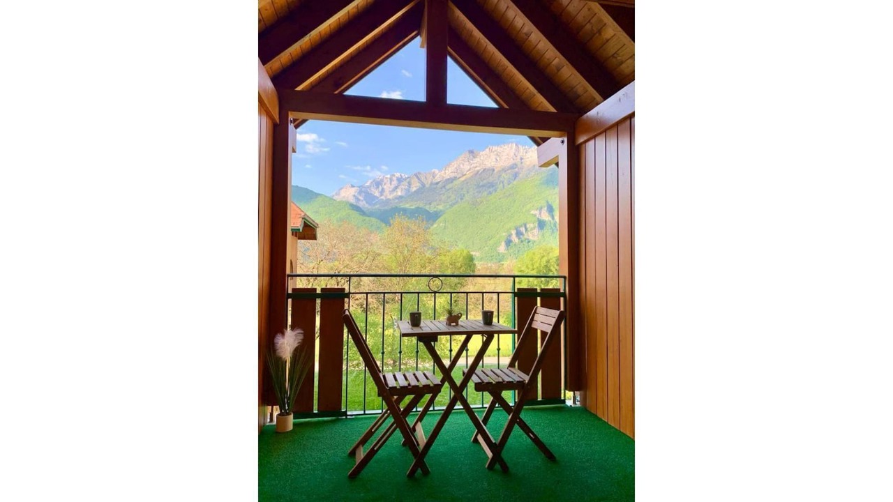 Photo of Outdoor in Giez