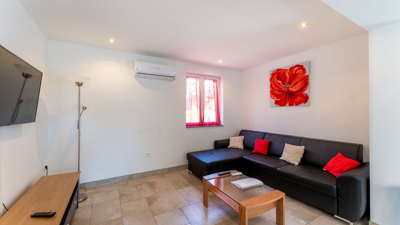 Photo of Livingroom in Saint-Julien