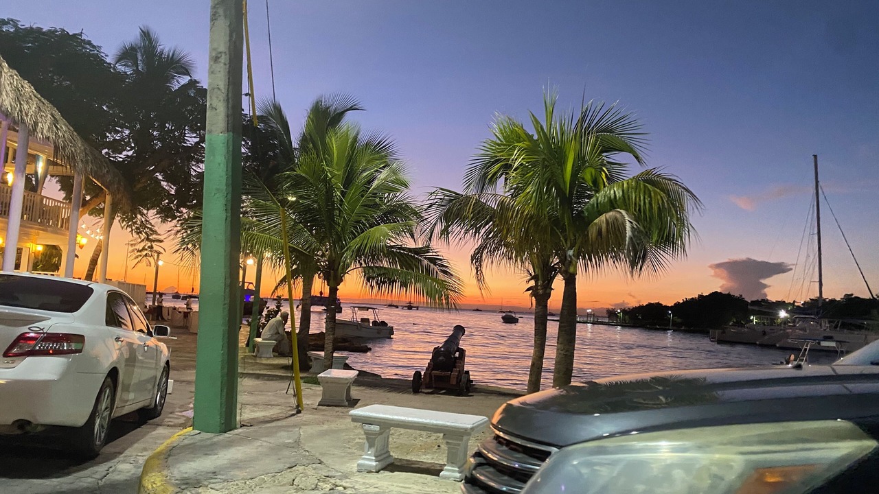 Photo of Others in Dominicus