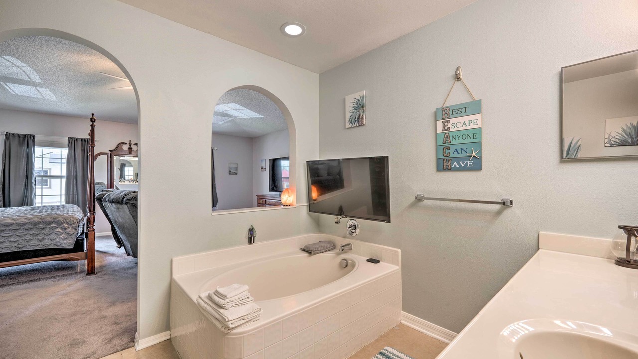 Photo of Bathroom in Haines City
