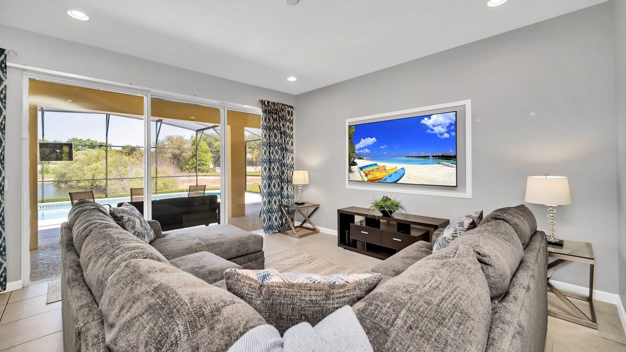 Photo of Livingroom in Loughman