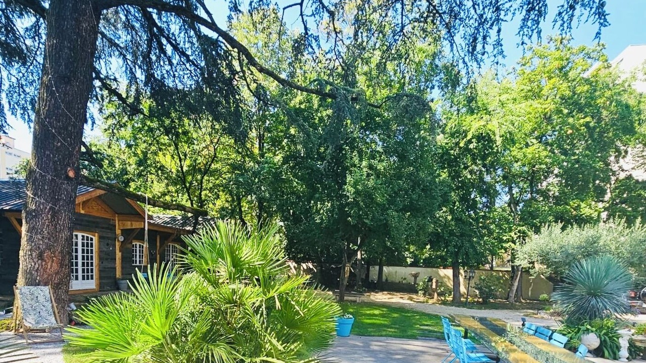 Photo of Outdoor in Grand Clement