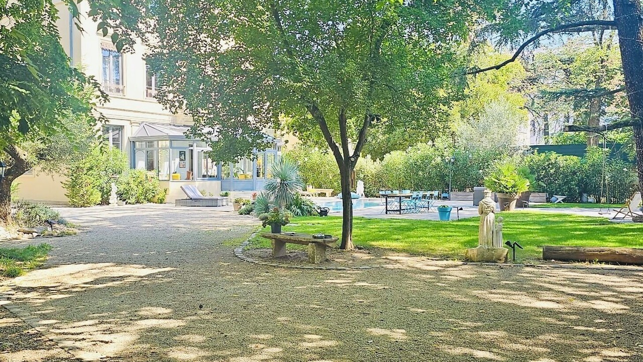 Photo of Outdoor in Grand Clement