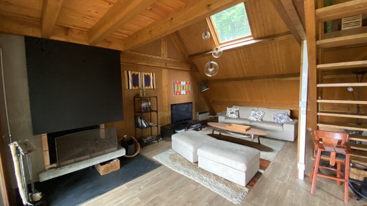 Photo of Livingroom in Miremont