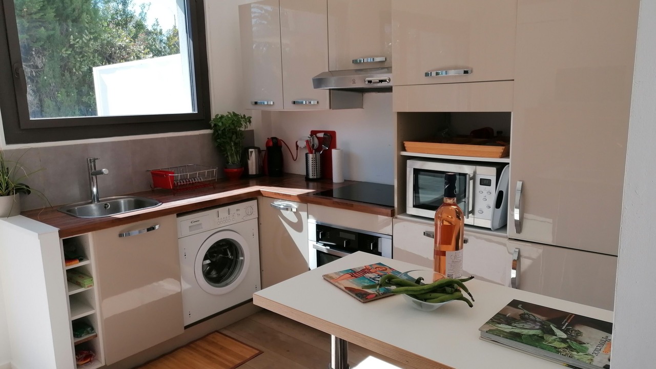 Photo of Kitchen in Saint-Cyr-sur-Mer