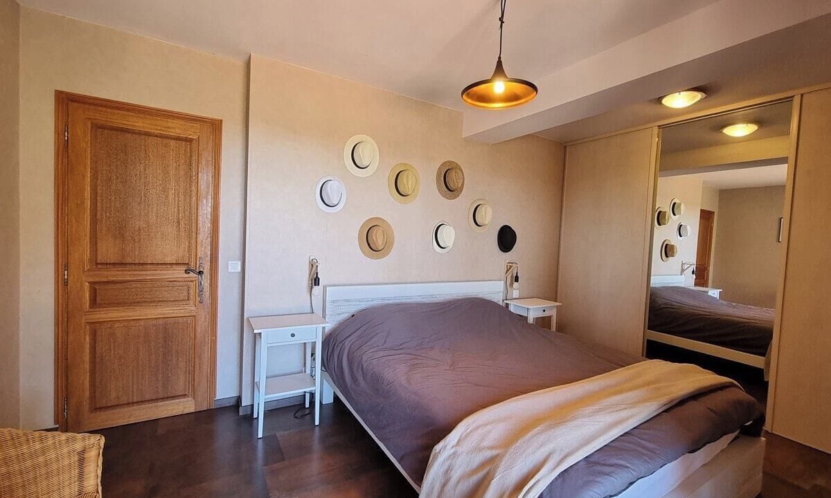 Photo of Bedroom in Flayosc