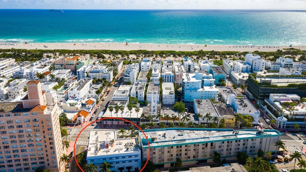 Photo of Others in Flamingo/Lummus