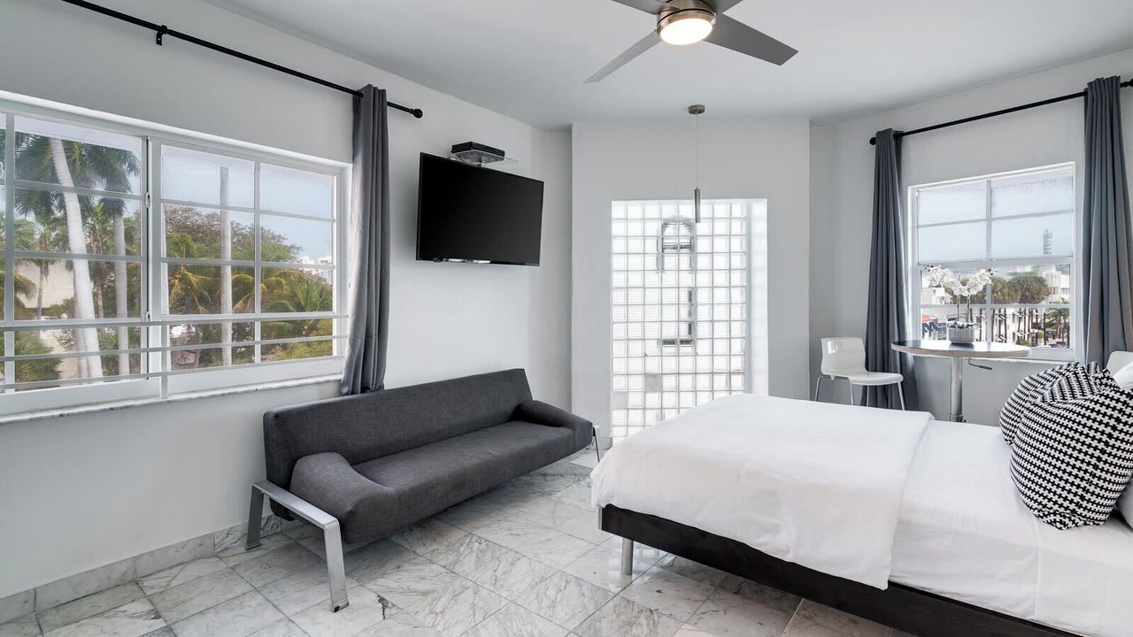 Photo of Bedroom in Flamingo/Lummus