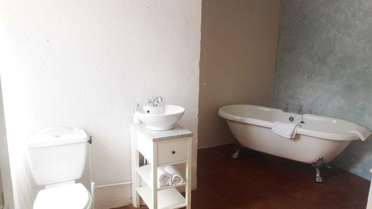Photo of Bathroom in Lamalou-les-Bains