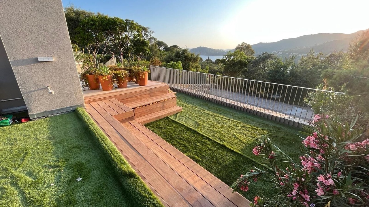 Photo of Patio Balcony in Rayol-Canadel-sur-Mer