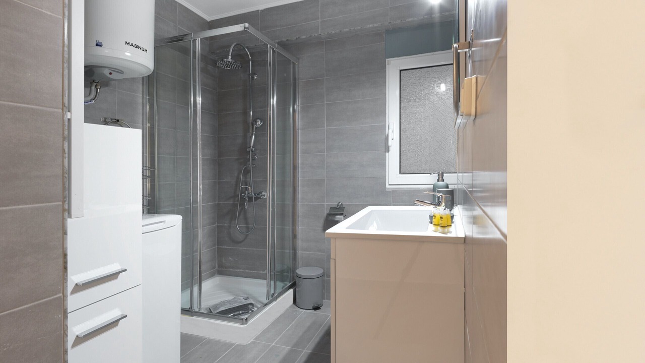 Photo of Bathroom in Pangrati