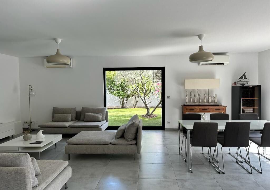 Photo of Livingroom in Saint-Cyr-sur-Mer