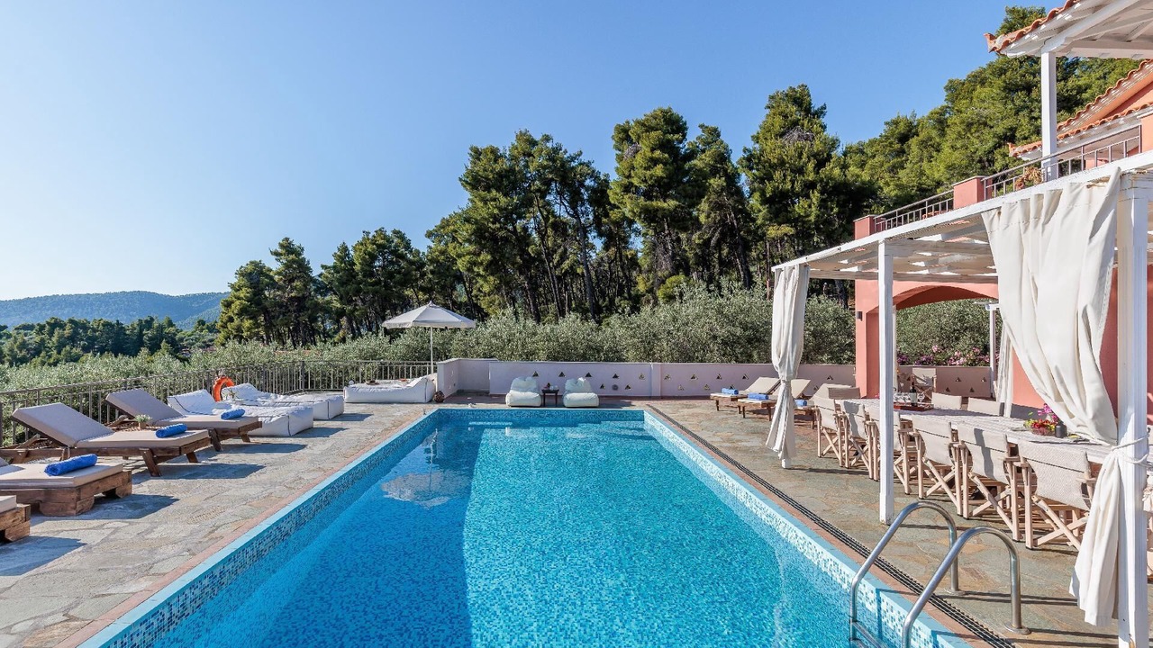 Photo of Outdoor in Alikias