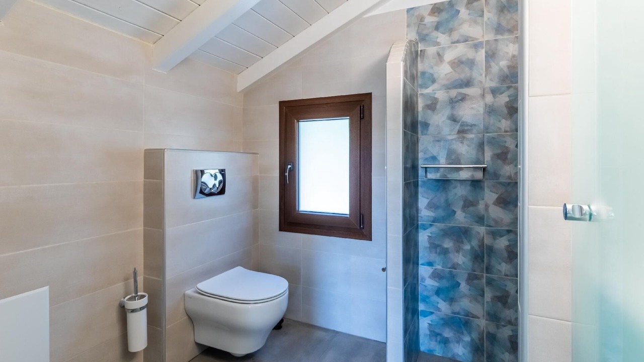Photo of Bathroom in Alikias