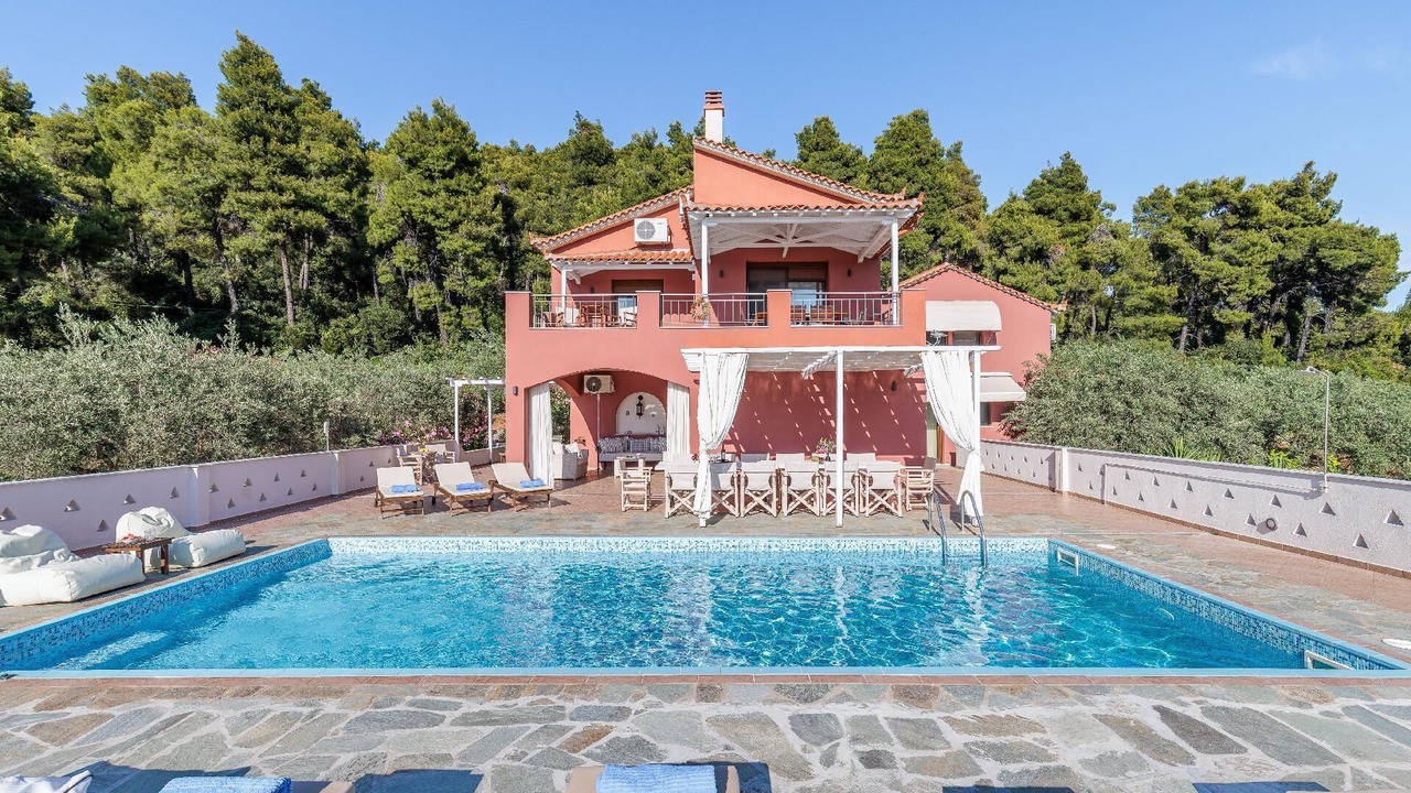 Photo of Outdoor in Alikias