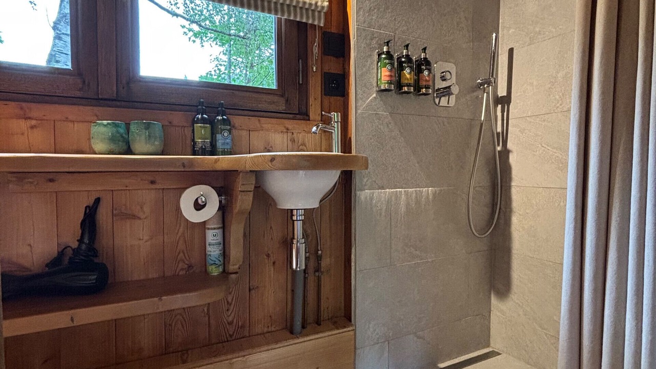Photo of Bathroom in Les Tines