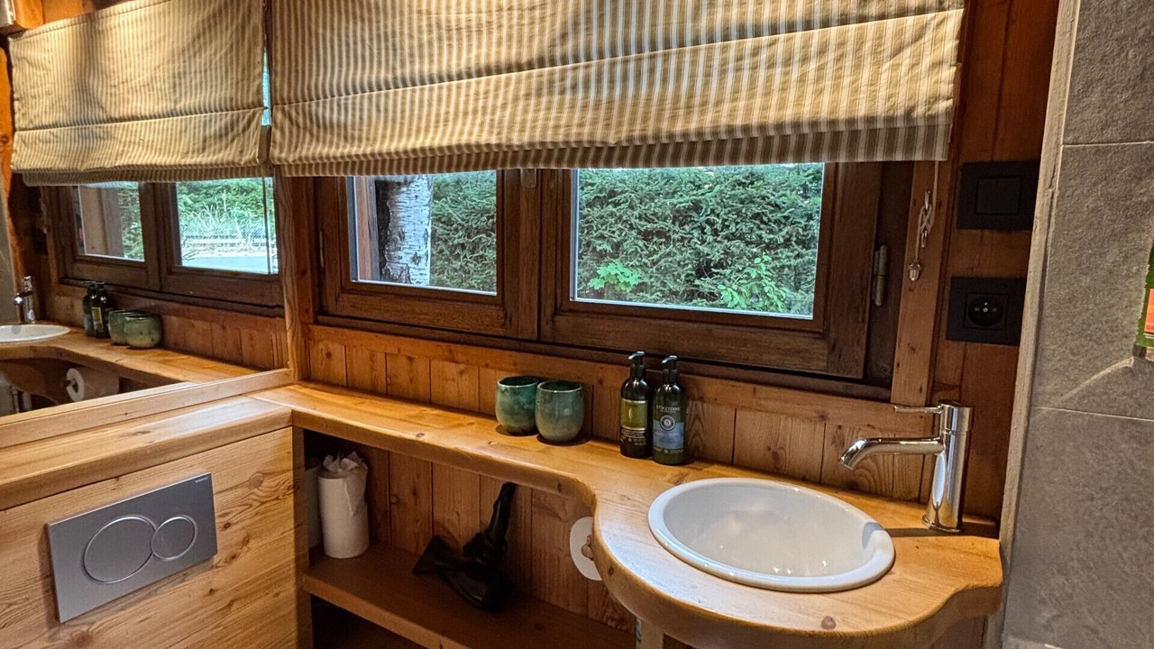 Photo of Bathroom in Les Tines