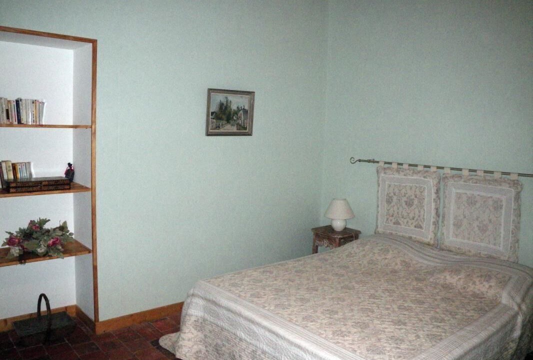 Photo of Bedroom in Bourbon-Lancy