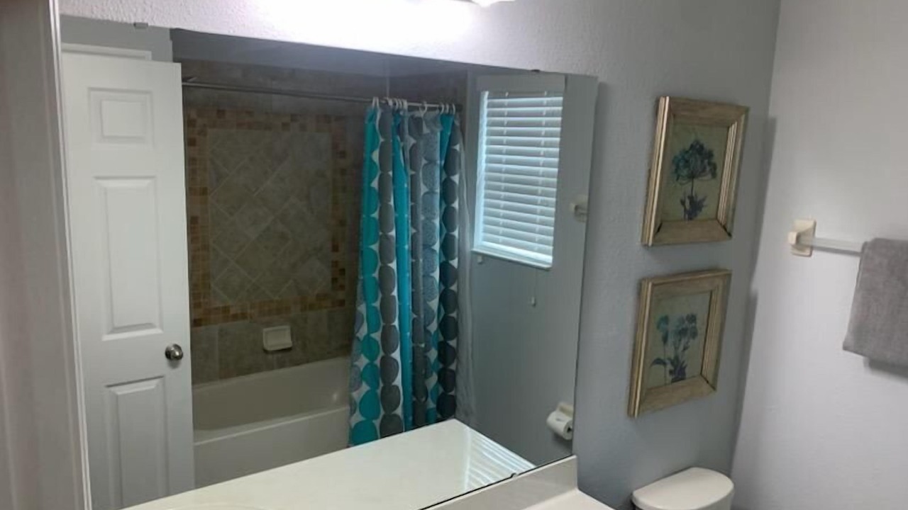 Photo of Bathroom in Veranda Palms