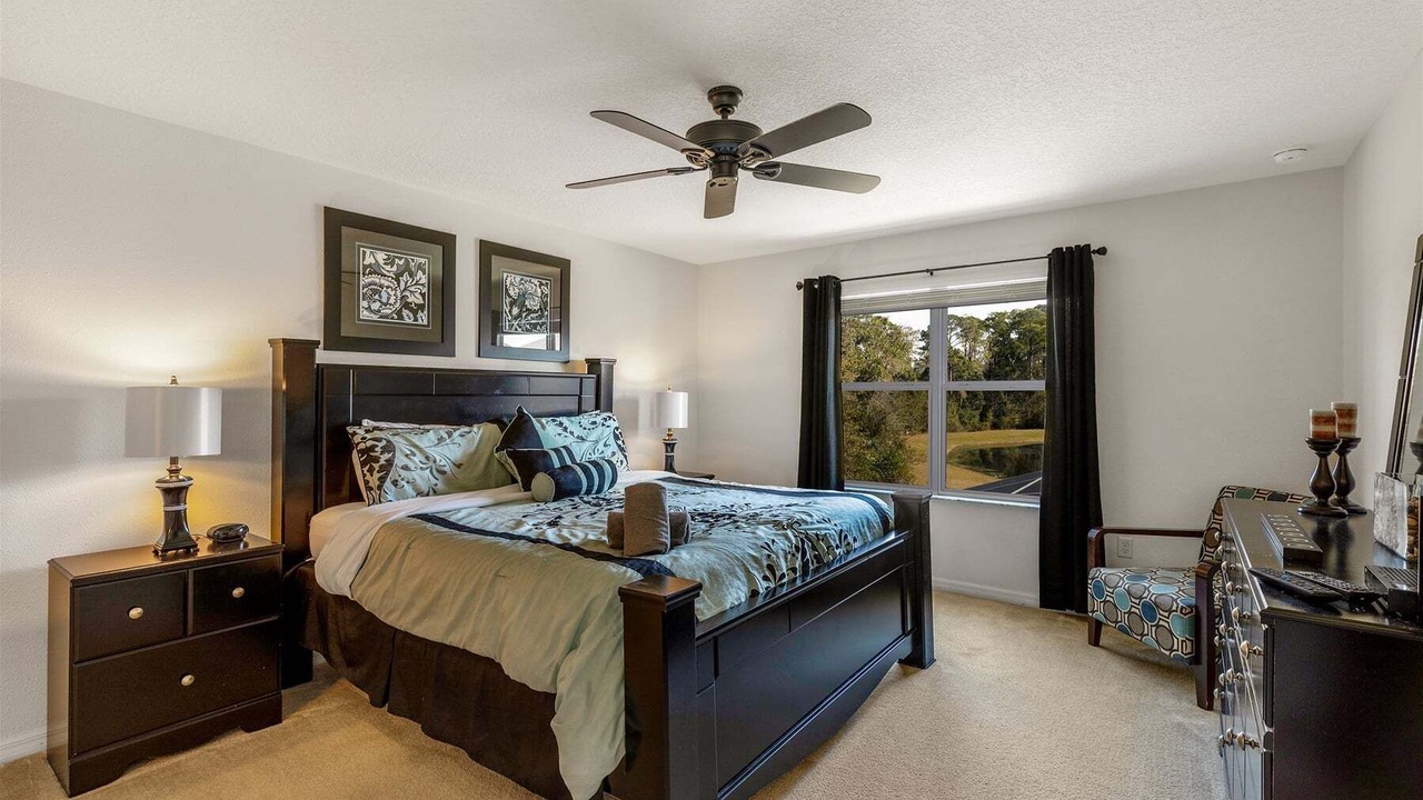 Photo of Bedroom in Veranda Palms