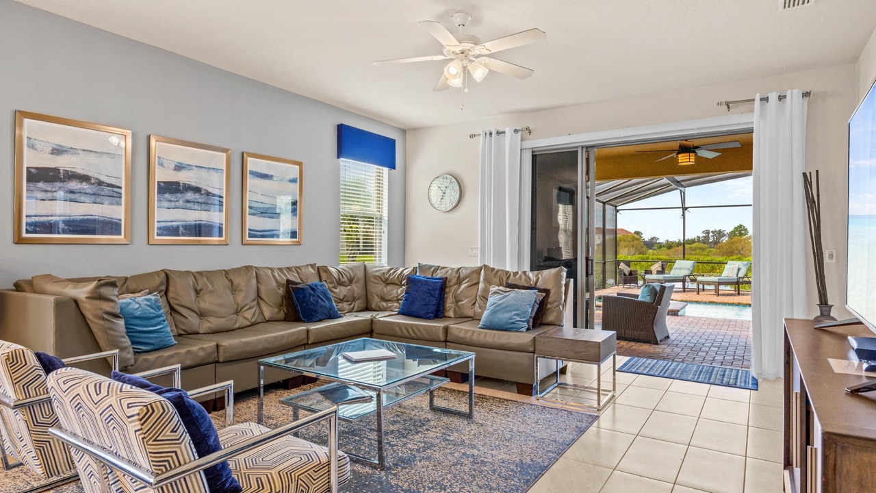 Photo of Livingroom in Loughman