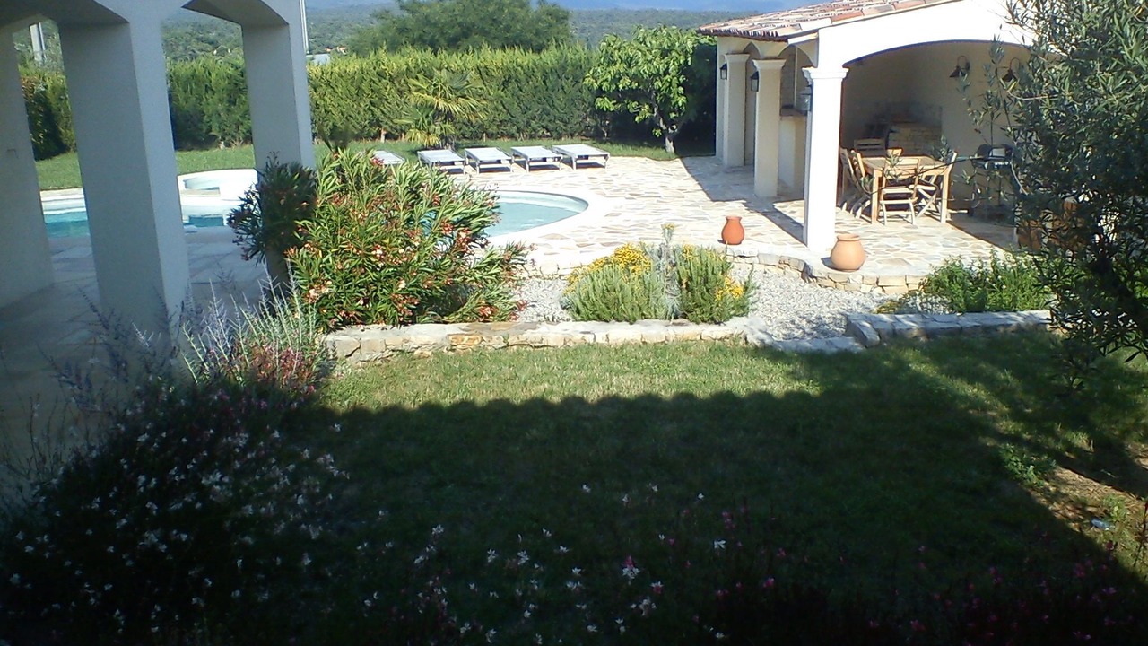 Photo of Patio Balcony in Regusse