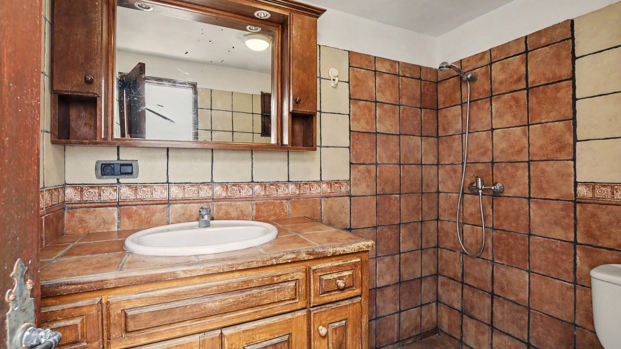 Photo of Bathroom in Los Silos