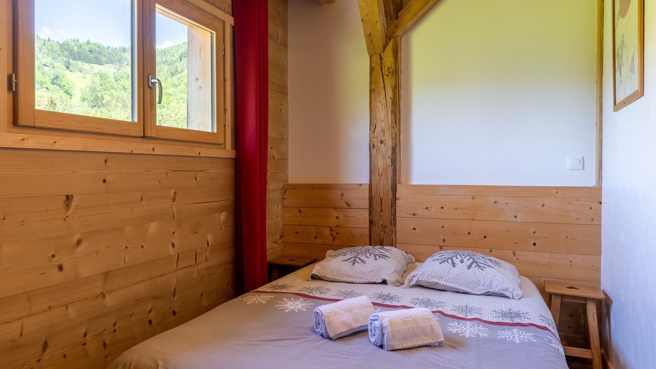 Photo of Bedroom in Les Clefs