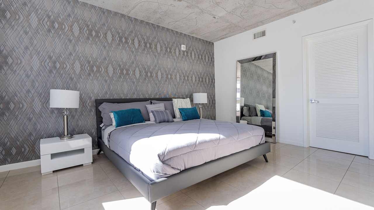 Photo of Bedroom in Midtown