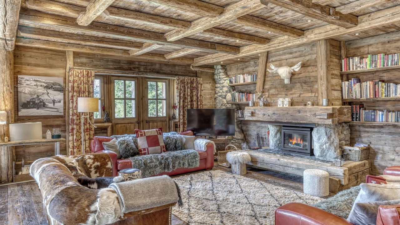Photo of Livingroom in Demi-Quartier