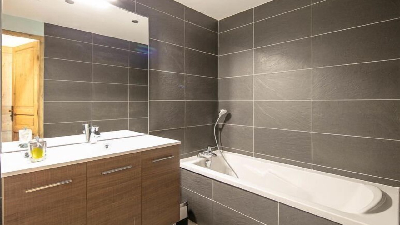 Photo of Bathroom in Mont-de-Lans