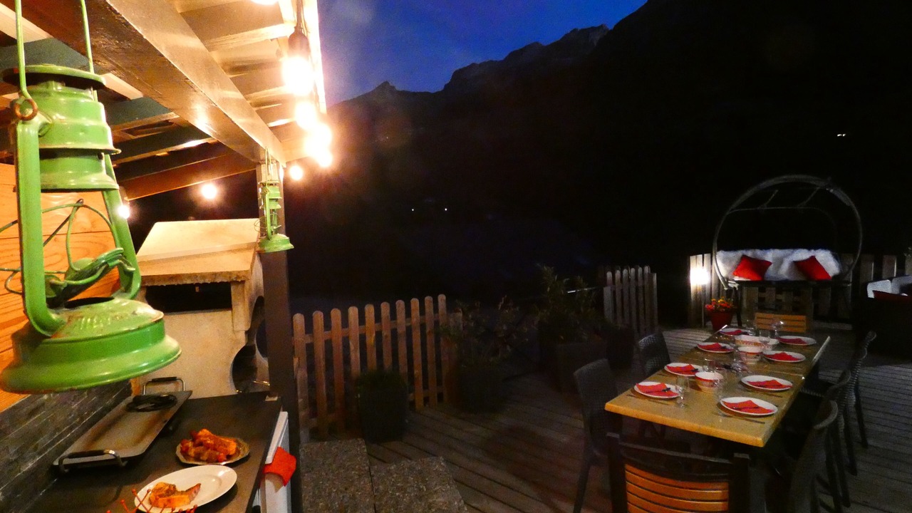 Photo of Outdoor in Thones