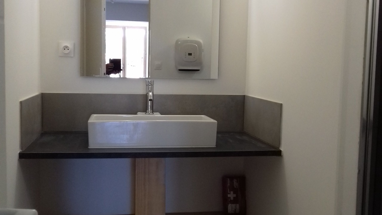 Photo of Bathroom in Saint-Chamas