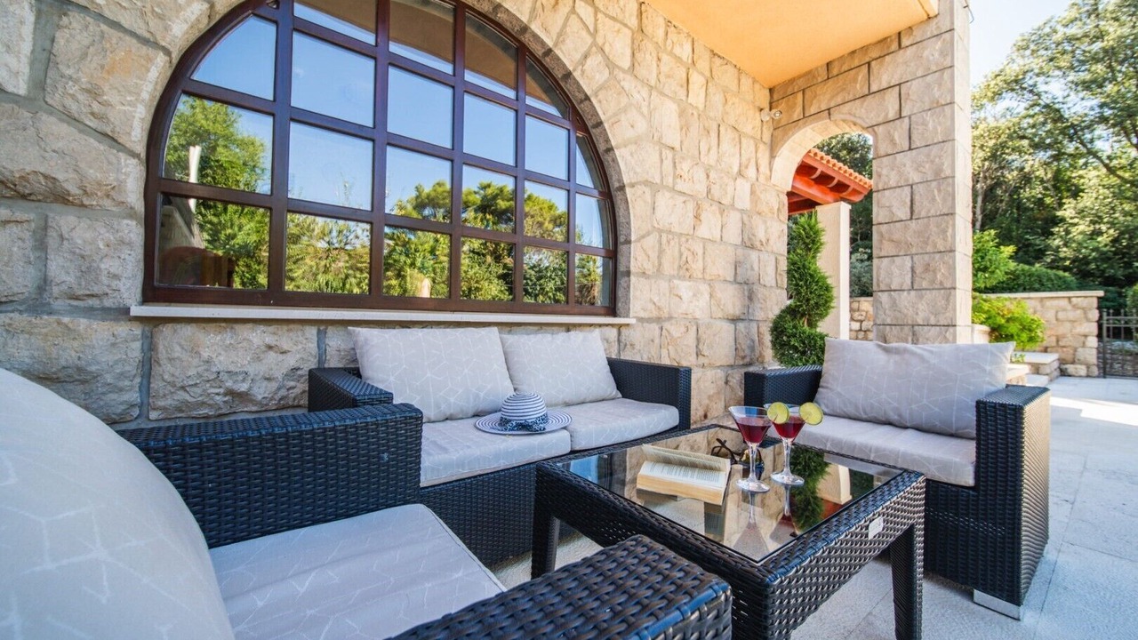 Photo of Patio Balcony in Babin Kuk