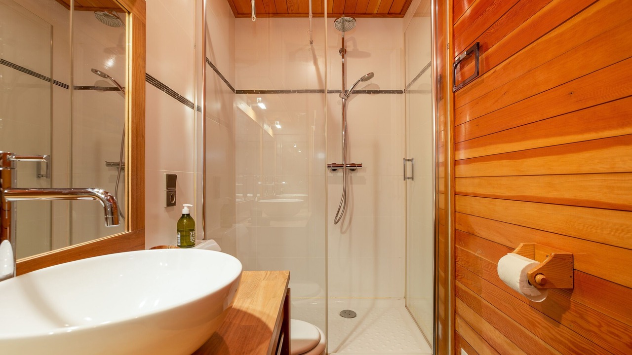 Photo of Bathroom in Montroc