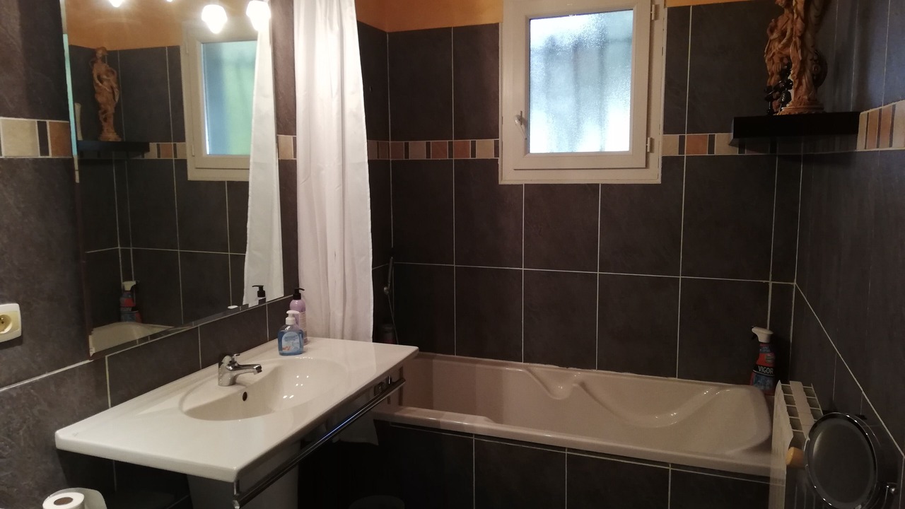 Photo of Bathroom in La Peyrade