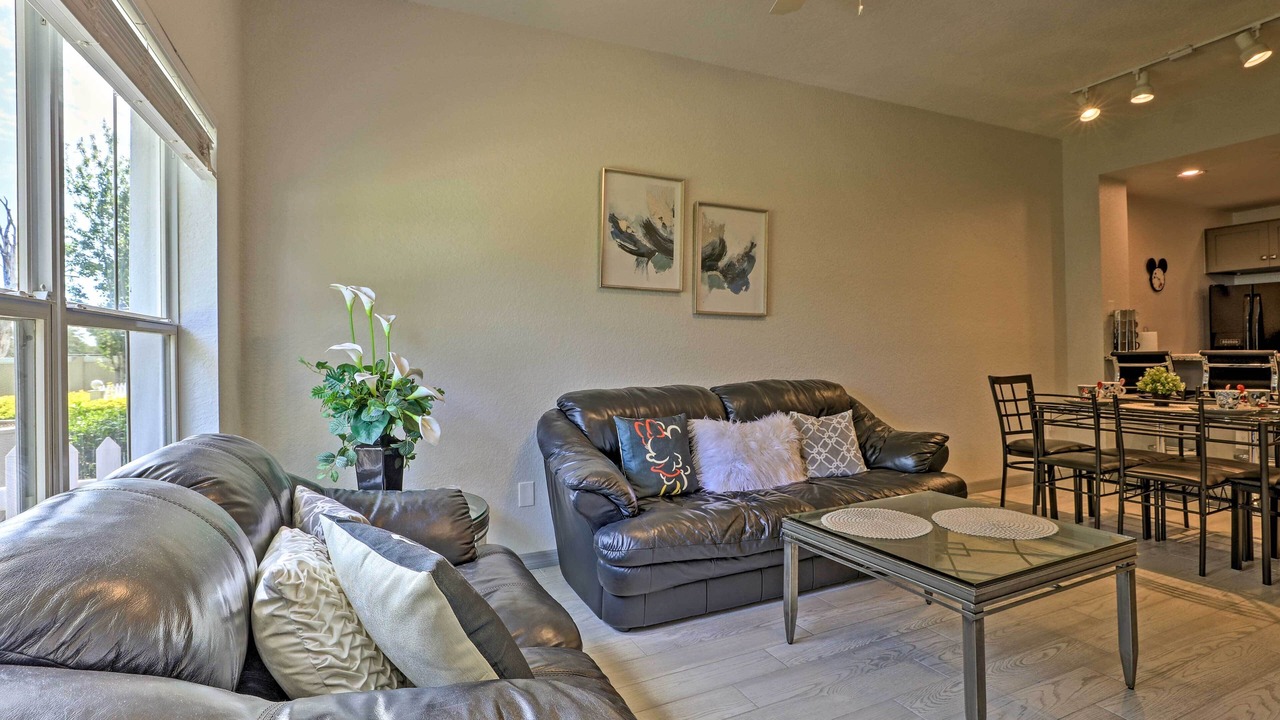 Photo of Bedroom in Venetian Bay Villages