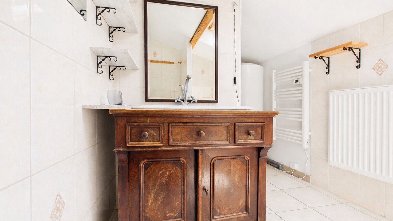 Photo of Bathroom in Largentiere