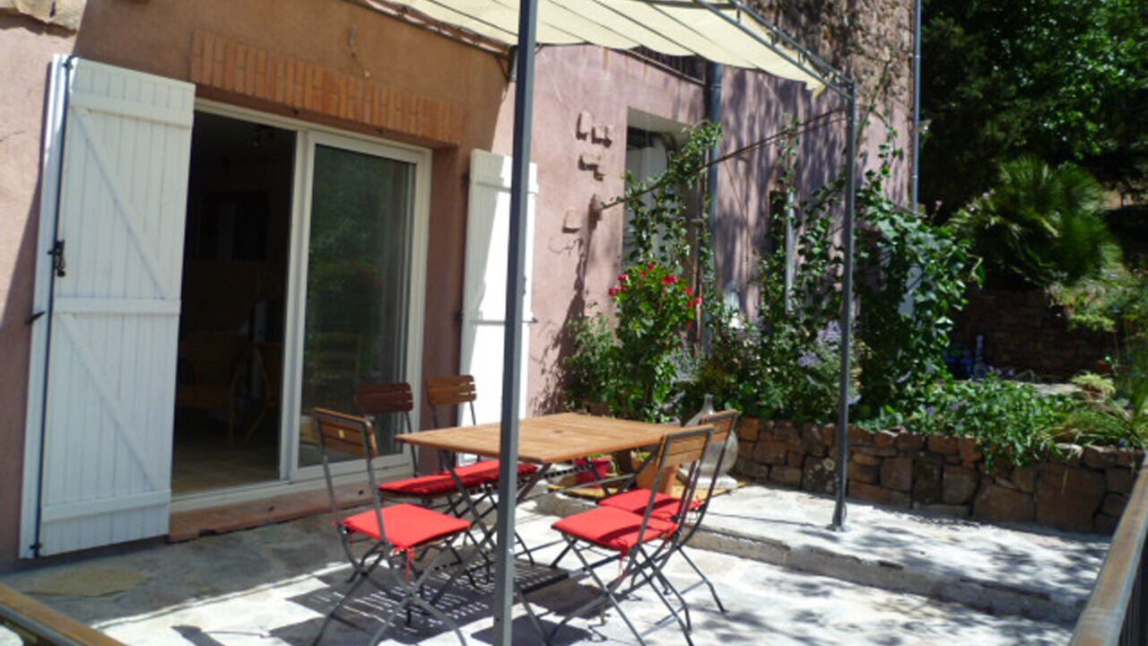 Photo of Outdoor in Les Mayons