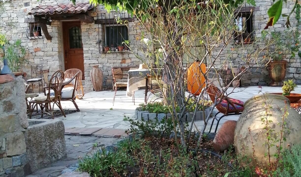 Photo of Patio Balcony in Flayosc